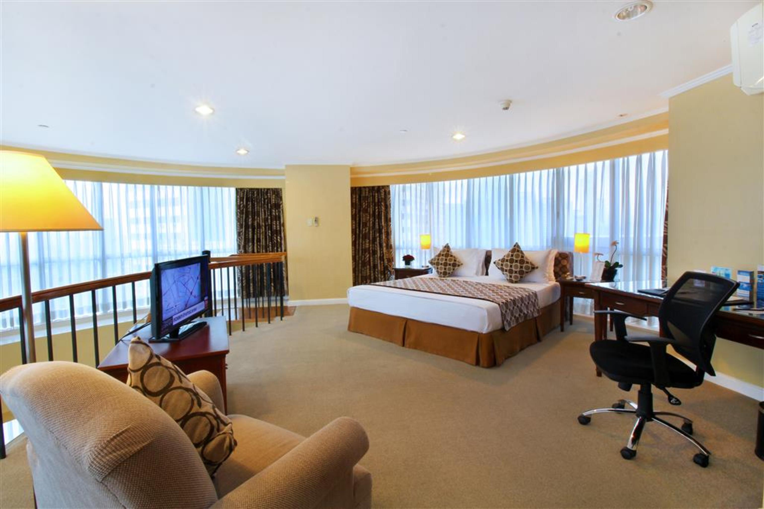 Oxford Suites Makati Makati City Exterior foto